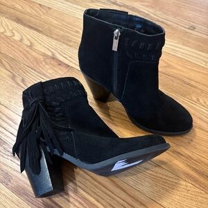 Jessica Simpson Chassie Ankle Boot 8,5 Black Suede Tassel Western Heel Shoe